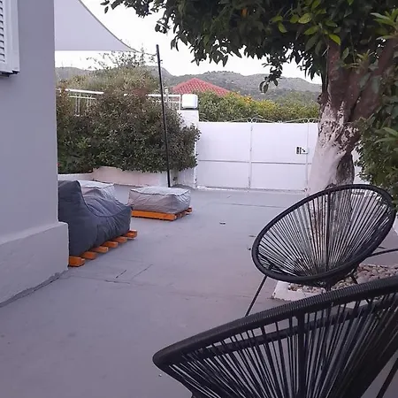 Modern 10mins From The Agia Eirini