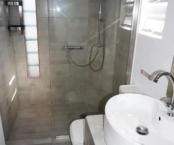 Modern 10mins From The