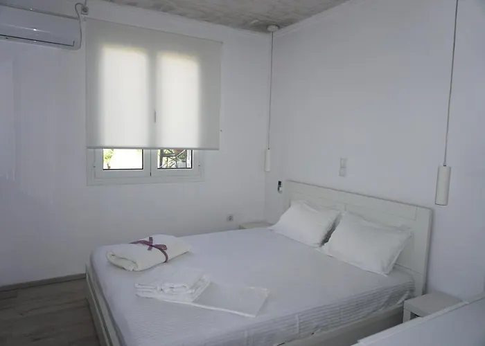 Landhuis Modern 10mins From The Agia Eirini