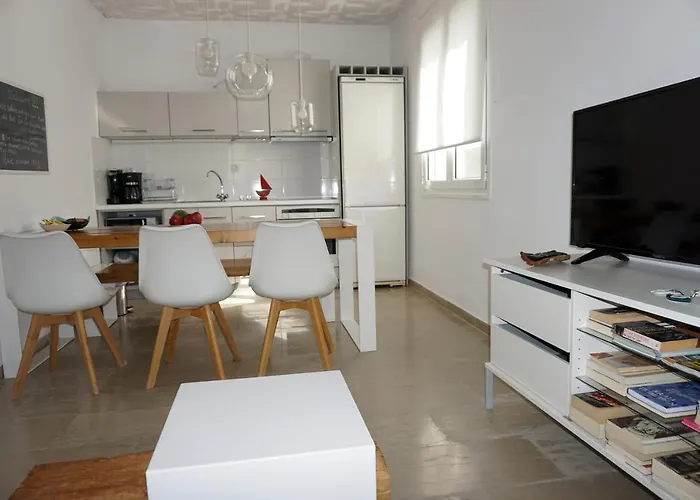 Landhuis Modern 10mins From The *