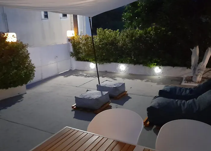 Modern 10mins From The Agia Eirini