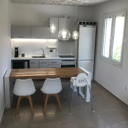 Modern By Constantinos Séjour à la campagne *