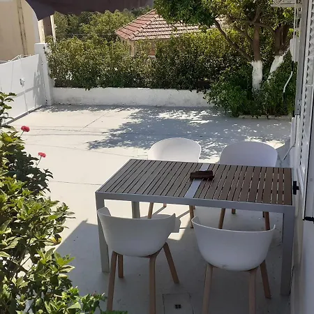 Séjour à la campagne Modern By Constantinos *