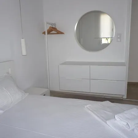 Modern By Constantinos