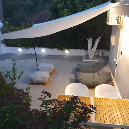 Modern 10mins From The Agia Eirini