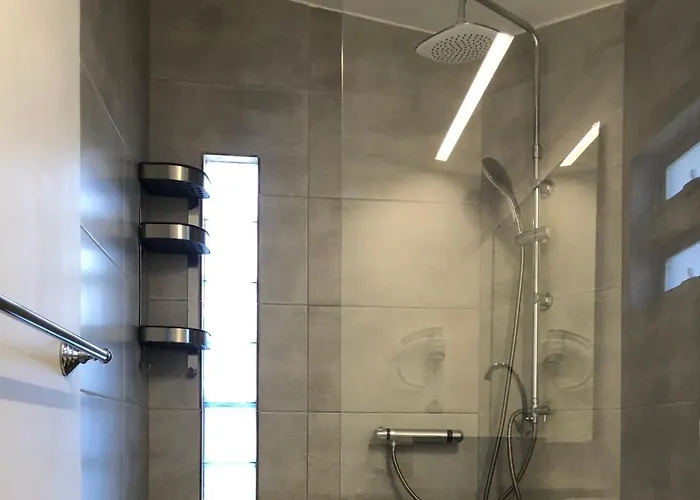 Modern 10mins From The Landhaus Agia Eirini