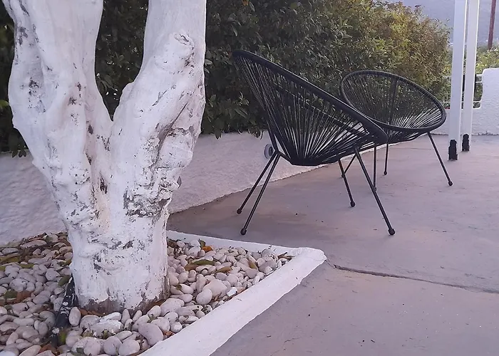 Modern 10mins From The Agia Eirini