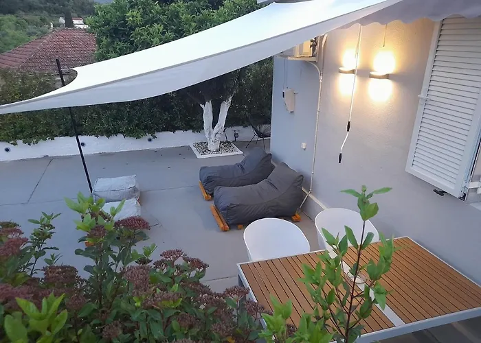 Modern 10mins From The Landhaus *